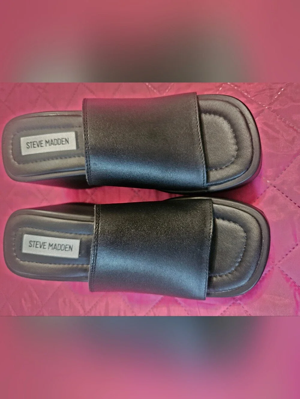 Steve Madden Chunky Black Slides